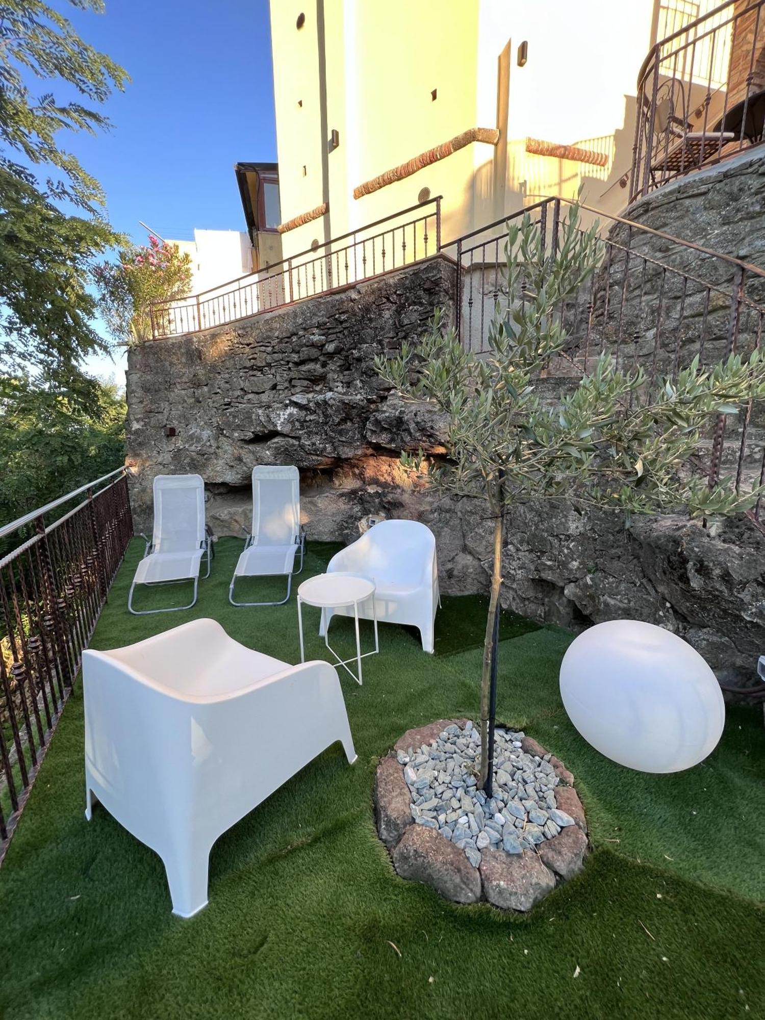 B&B San Nicodemo Ciro Buitenkant foto